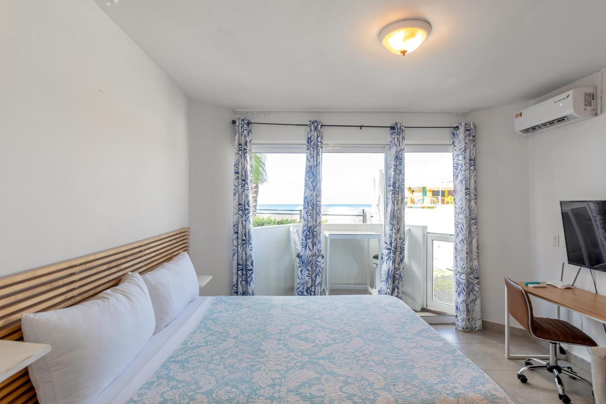 Maho Beach House - Petite Studio - Beach Access Esterno foto