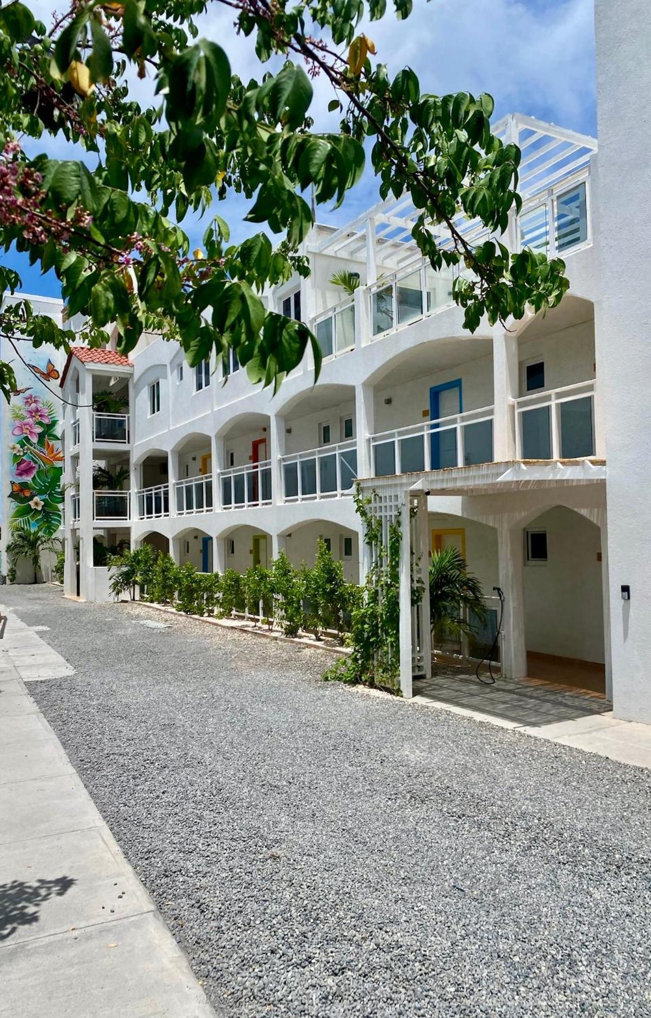 Maho Beach House - Petite Studio - Beach Access Esterno foto