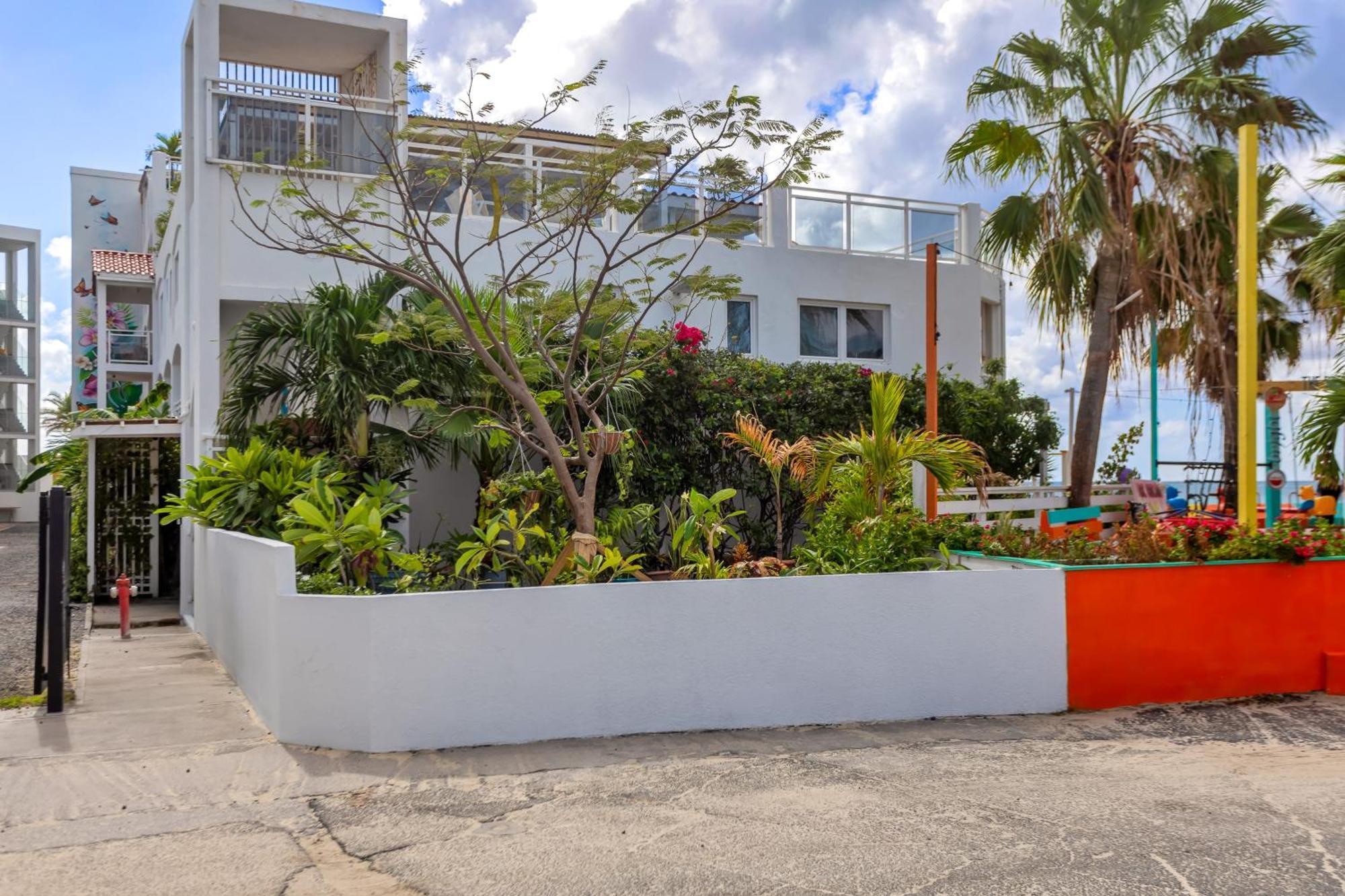 Maho Beach House - Petite Studio - Beach Access Esterno foto